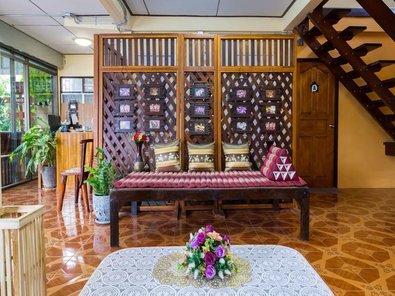 Banchan Hostel Phra Nakhon Si Ayutthaya Exterior photo